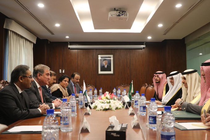 وزيرا الخارجية السعودي والباكستاني يبحثان تعزيز العمل الإسلامي المشترك