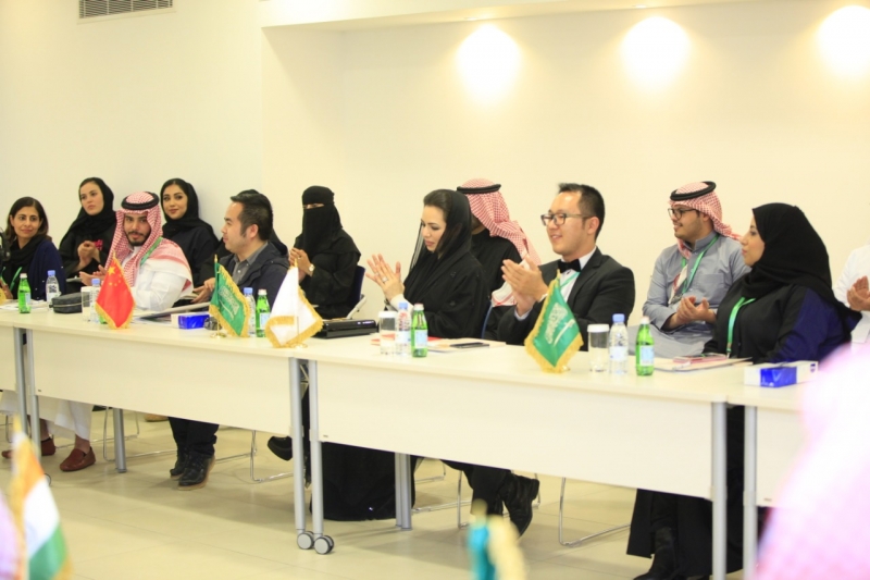 سلام يجري 18 لقاء مع مجتمعات الدول المشاركة بقمة العشرين