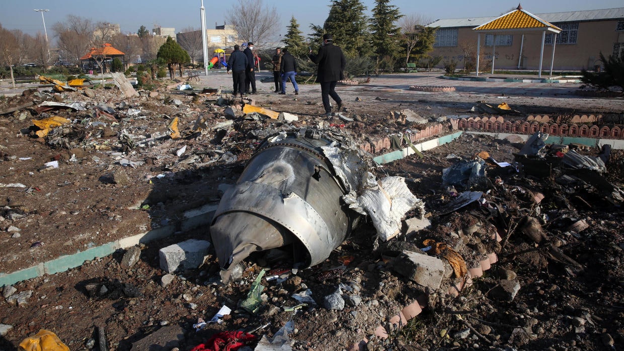 دعوى ضد خامنئي بحادث الطائرة الأوكرانية ومطالب بالتعويض