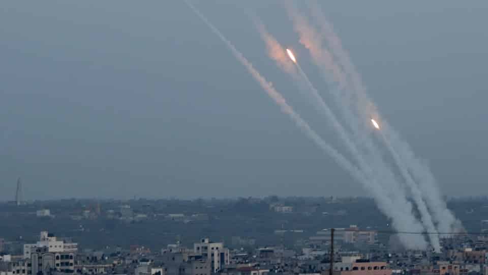 إطلاق أول صاروخ من غزة تجاه إسرائيل بعد إعلان خطة ترامب
