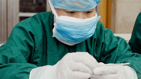ثالث حالة وفاة بسبب الفيروس الغامض بالصين و140 إصابة جديدة