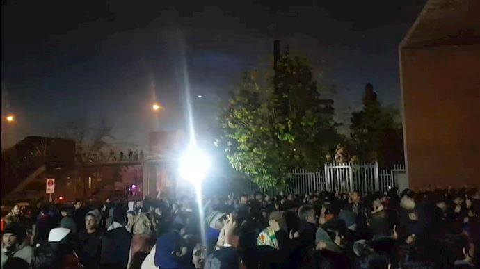 فيديو.. مظاهرات في إيران تنديداً بحادث الطائرة الأوكرانية