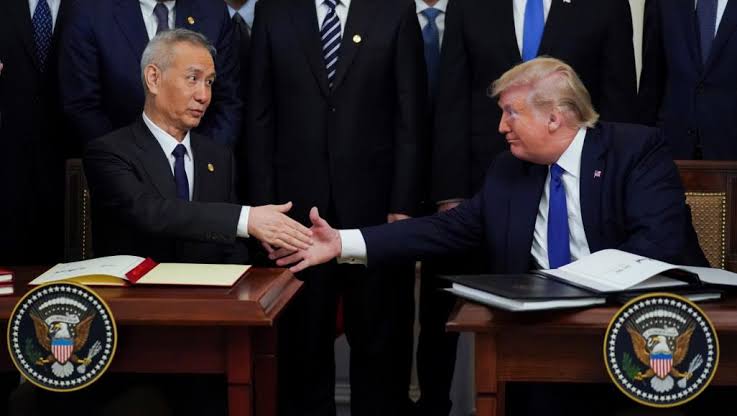 الولايات المتحدة والصين توقعان المرحلة الأولى من اتفاق التجارة
