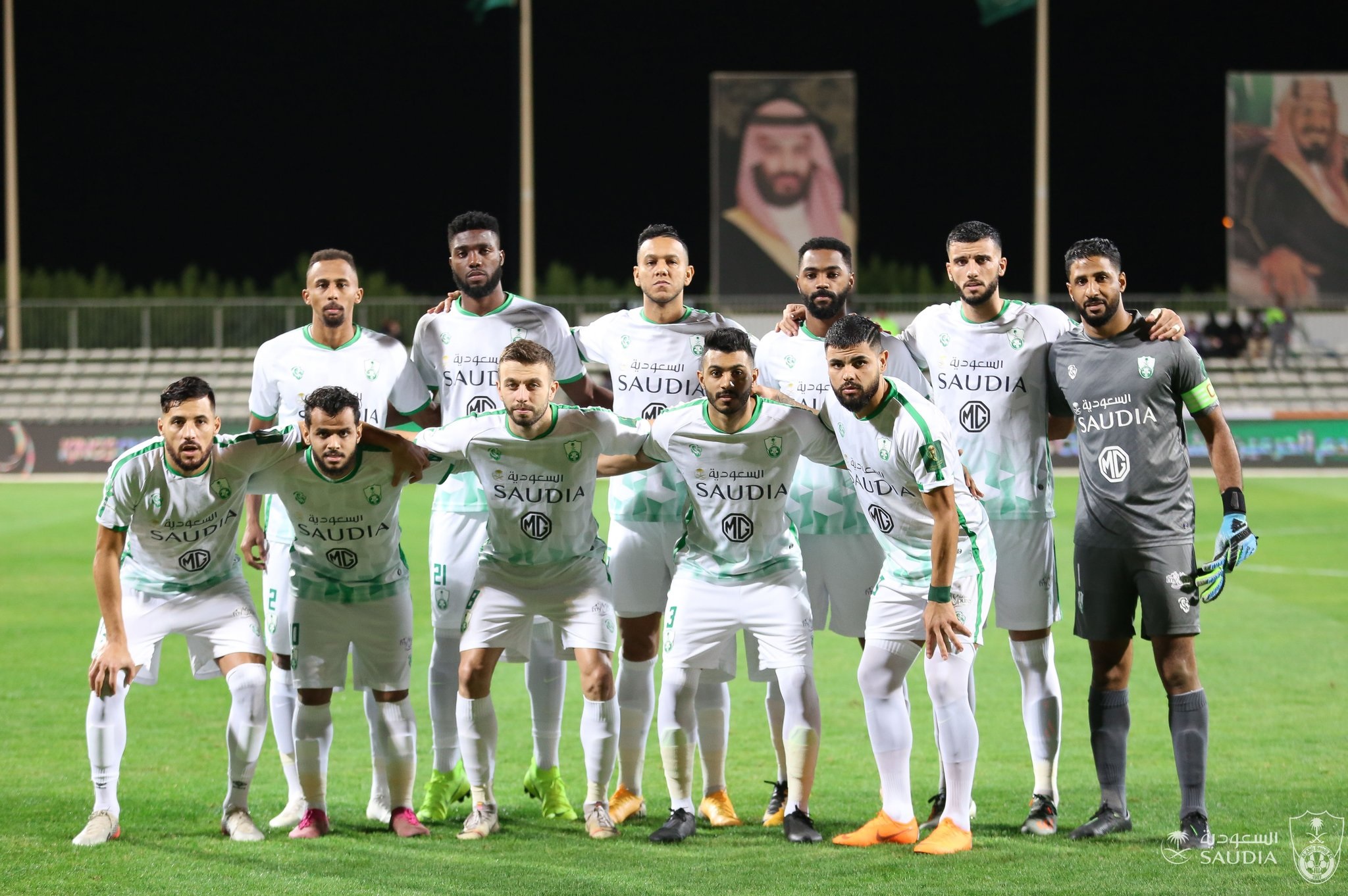 الأهلي الأقرب للفوز.. والهلال يُعاني من ضغط المباريات