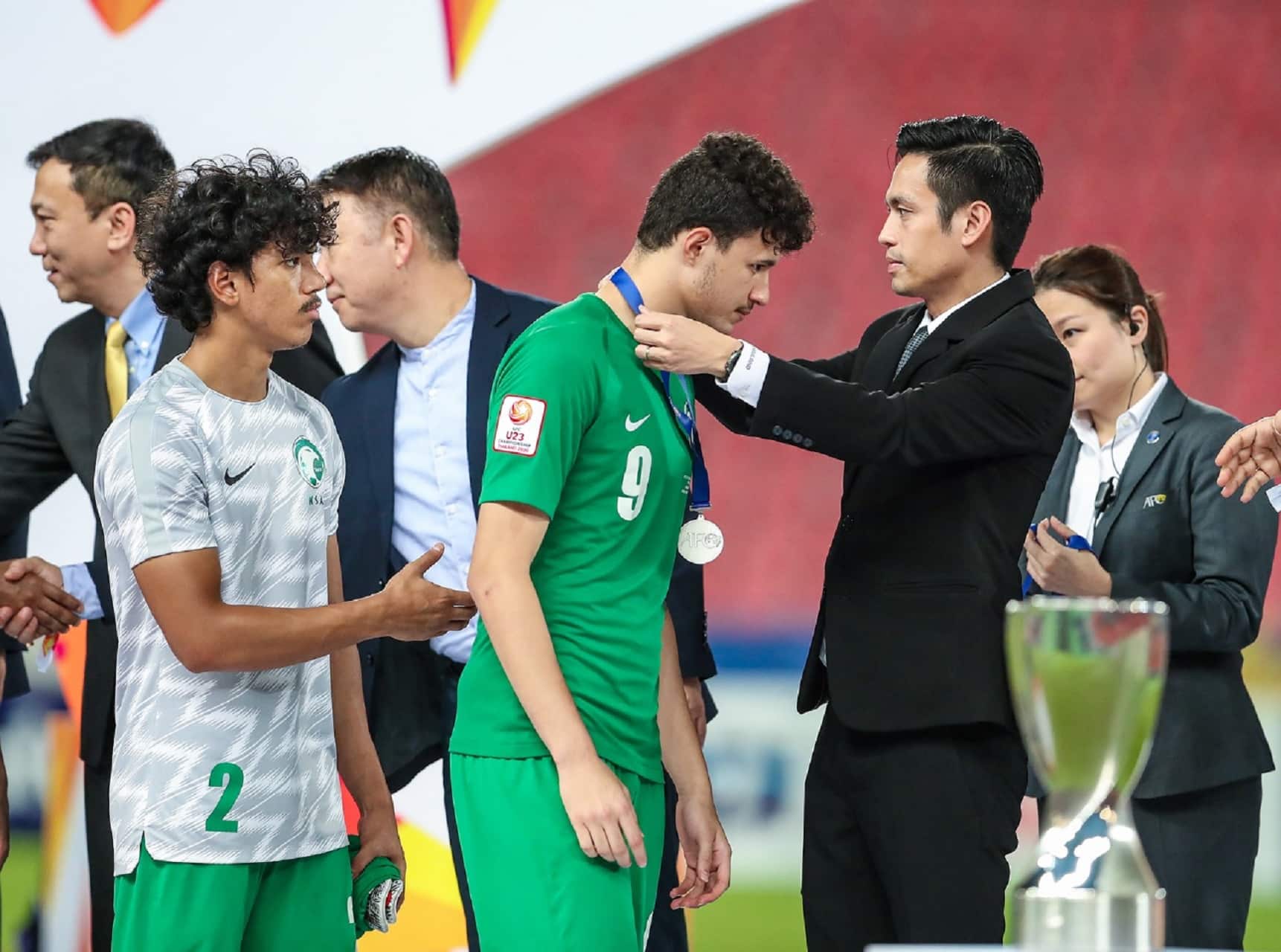 منتخب السعودية تحت 23 عامًا يتسلم فضيات كأس آسيا