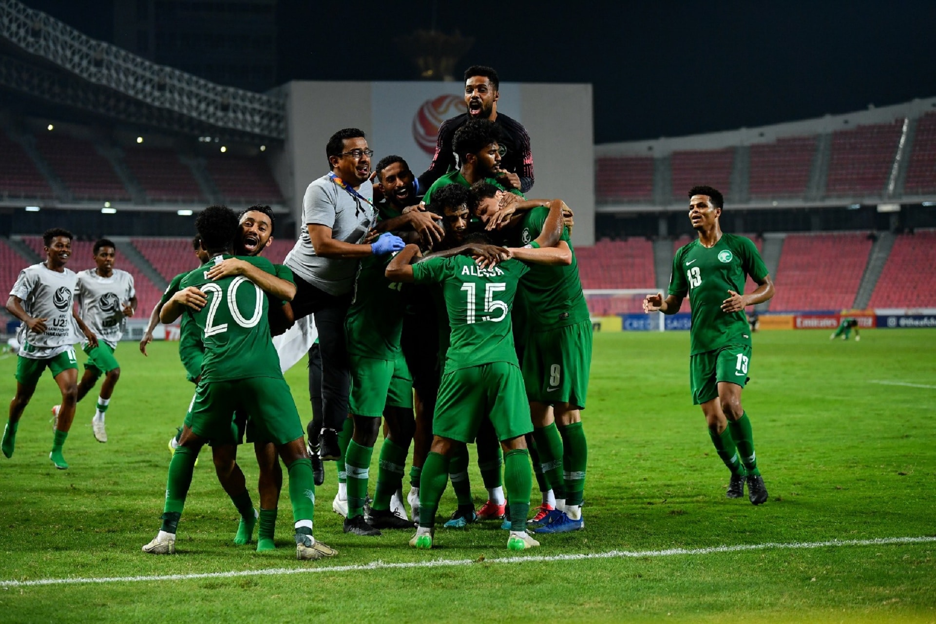 الجماهير تُحدد رأيها حول انضمام 3 لاعبين للأخضر الأولمبي