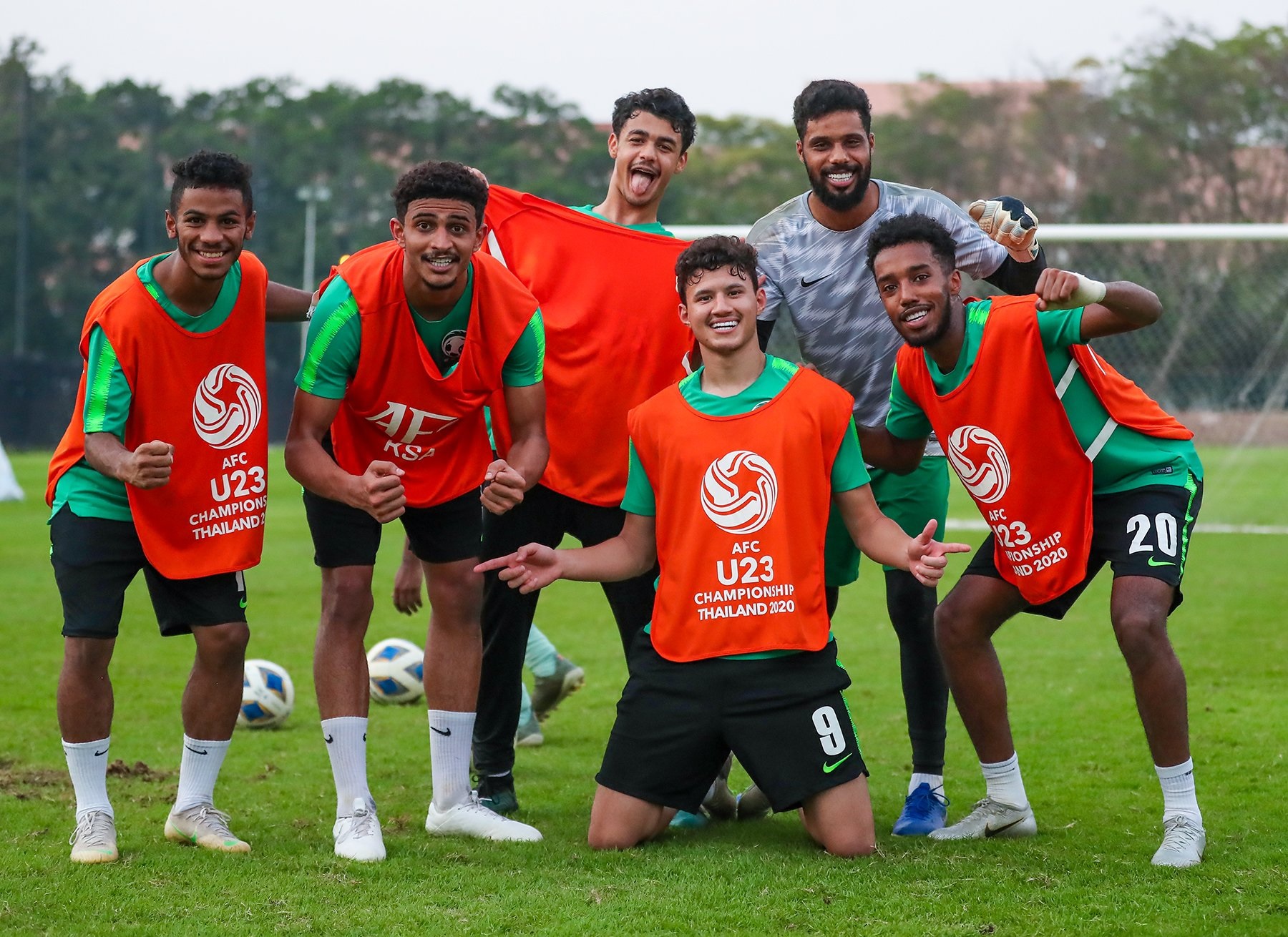 صافرة عمانية تُدير مباراة السعودية ضد تايلاند