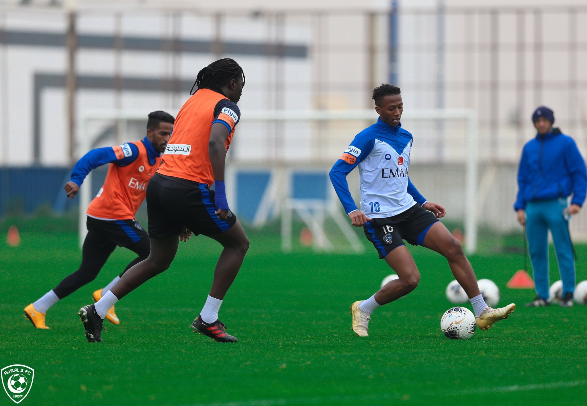 تشكيل كلاسيكو الهلال والأهلي