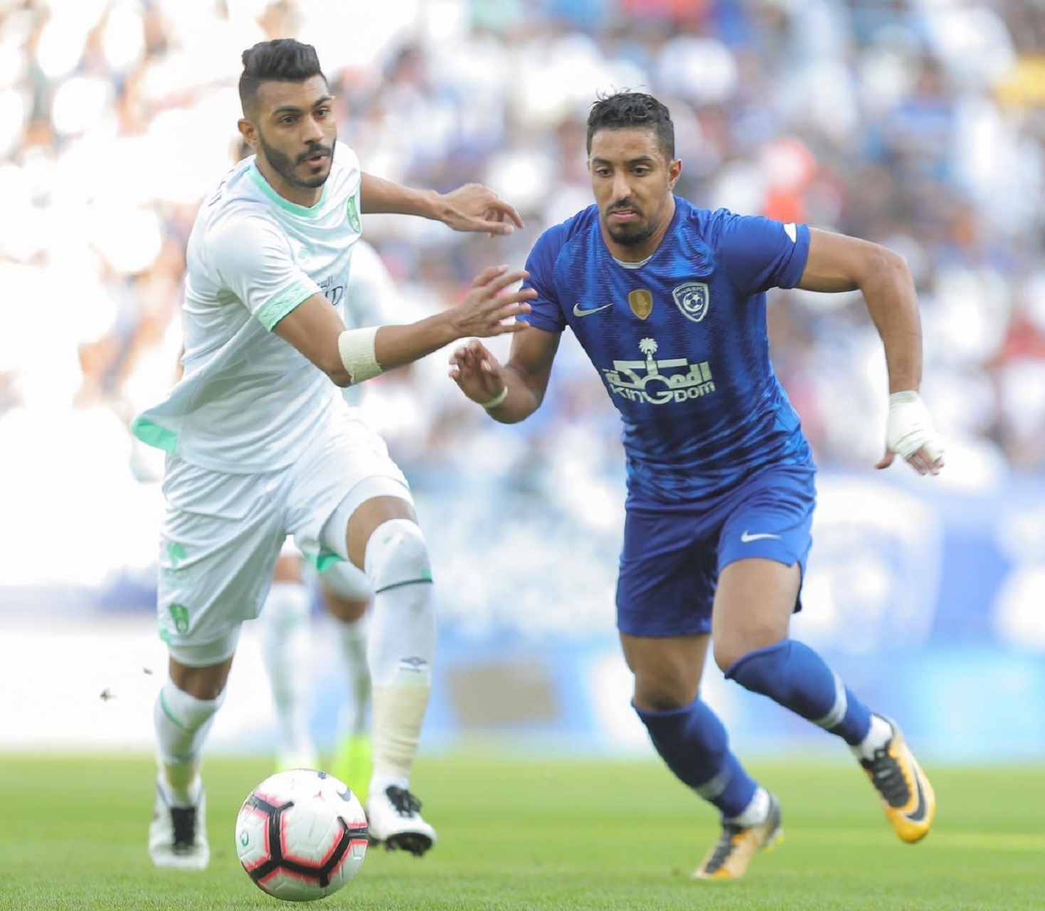 بدء بيع تذاكر مباراة الهلال والأهلي