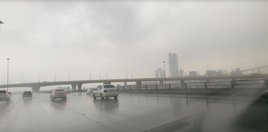 غيوم وأمطار رعدية على 10 مناطق اليوم