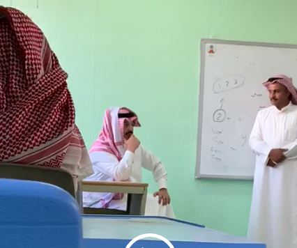 فيديو.. أمير عسير يزور إحدى المدارس ويتفقد انتظام الطلاب