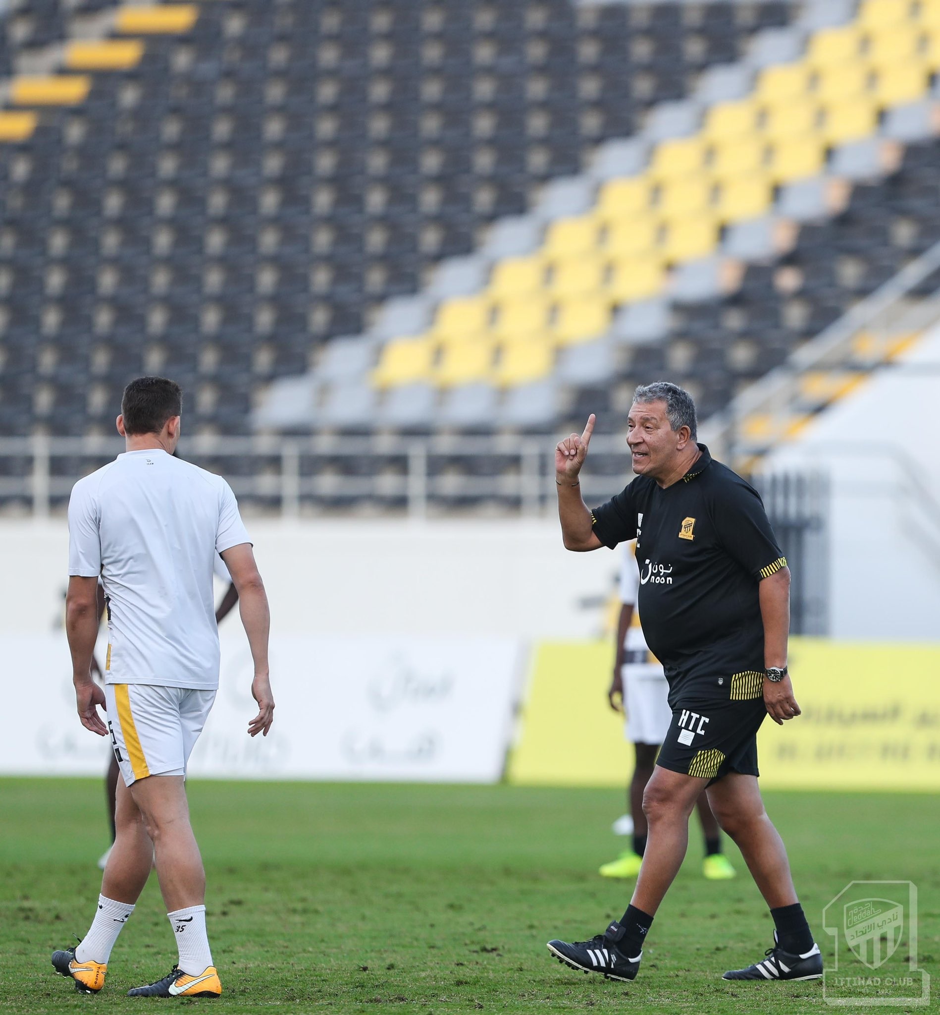 مباراة التعاون الفرصة الأخيرة لمدرب الاتحاد