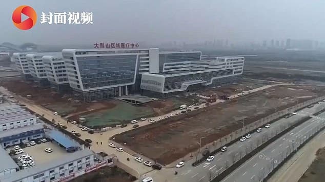 فيديو.. جولة داخل أول مستشفى صيني لعلاج فيروس كورونا