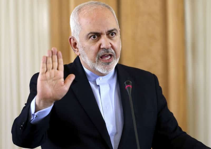 ظريف يهدد: انتقام إيران لمقتل سليماني لم ينتهِ بعد!