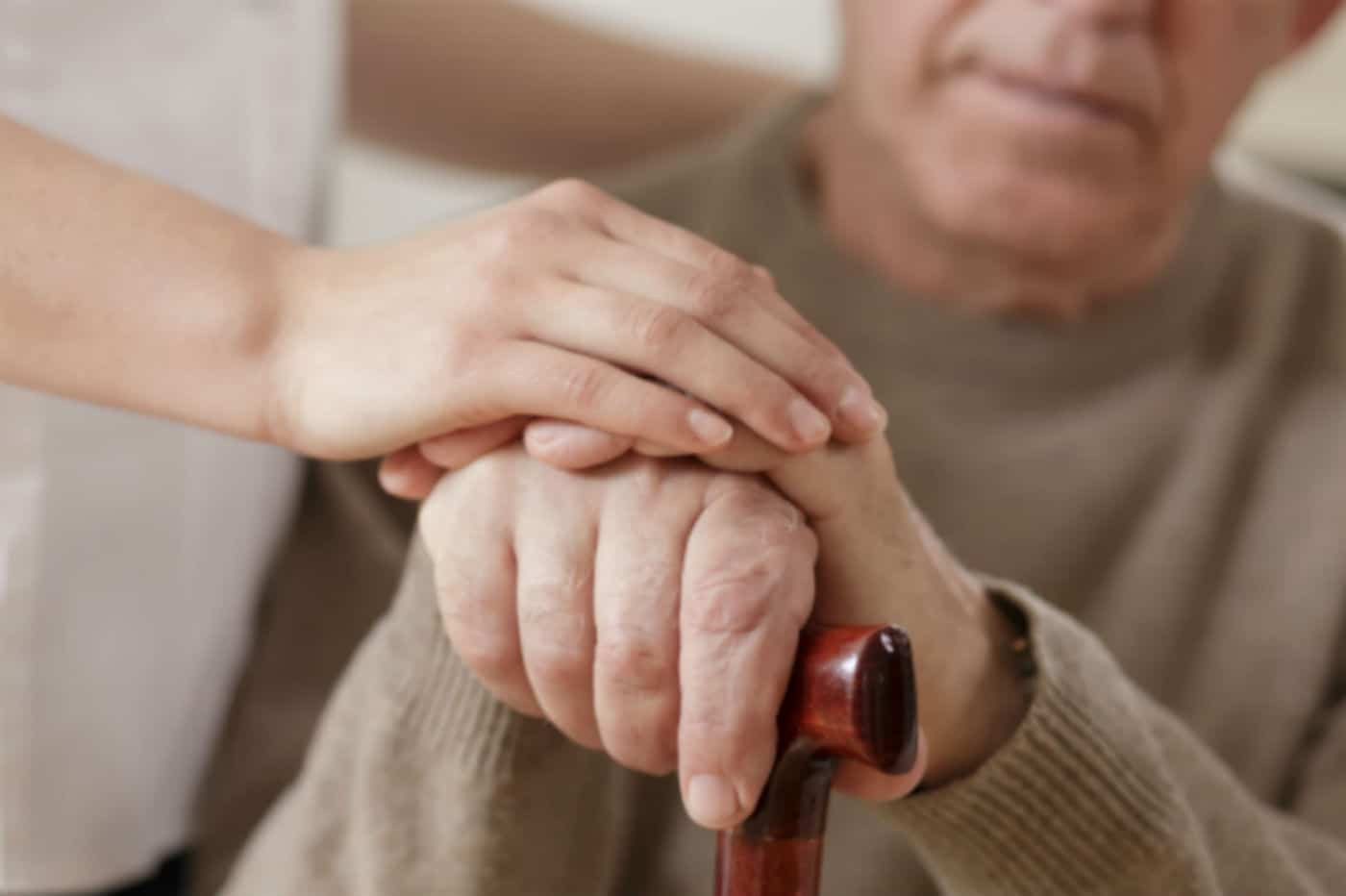 10 أعراض مبكرة لمرض باركنسون