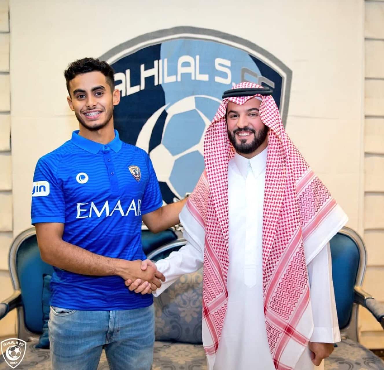 إصابة حارس الهلال بقطع في الرباط الصليبي