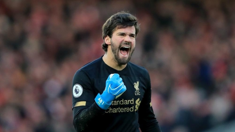 محمد صلاح يُنافس على تشكيلة يويفا المثالية في 2020 2 حارس ليفربول اليسون بيكر