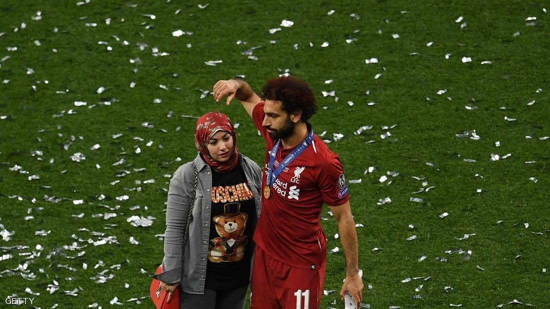 محمد صلاح يُرزق بالابنة الثانية وهذا اسمها