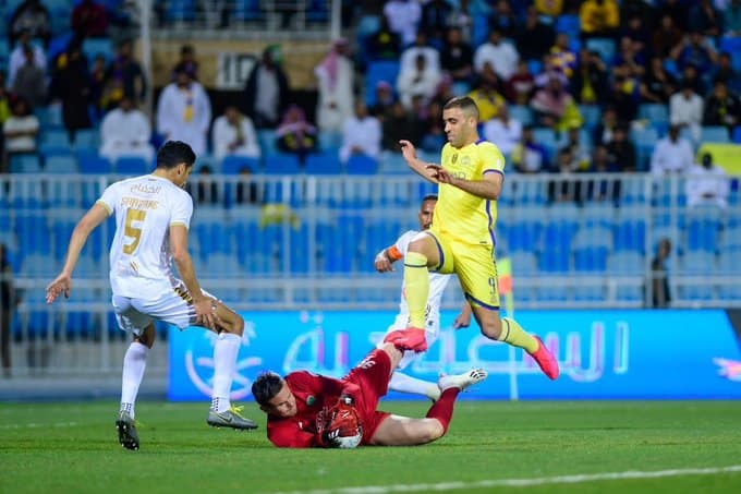 ماذا حدث بين جماهير النصر وحمدالله بـ الملز ؟