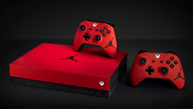 مايكروسوفت ونايكي تطلقان نسخة خاصة من Xbox One