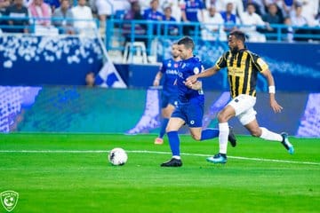 سخرية من أداء نجم الهلال في مباراة الاتحاد