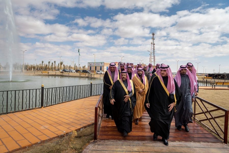 أمير الجوف يفتتح المركز الحضاري في الأضارع