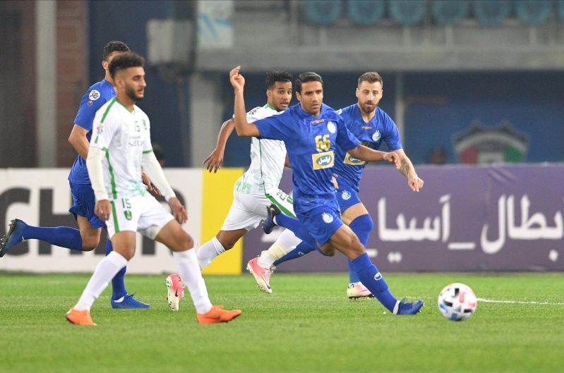 الاهلي ضد الاستقلال