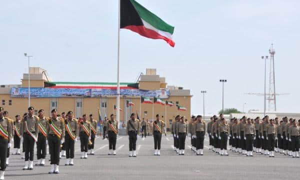 الجيش الكويتي يعلق الدراسة بالكليات العسكرية لمدة أسبوعين