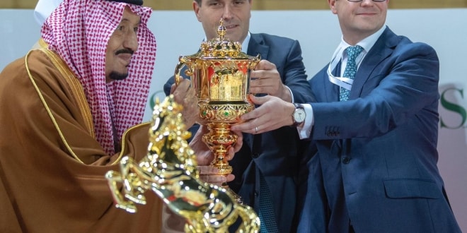 الملك سلمان يُتوج الفائز بالنسخة الأولى من كأس السعودية | صحيفة المواطن