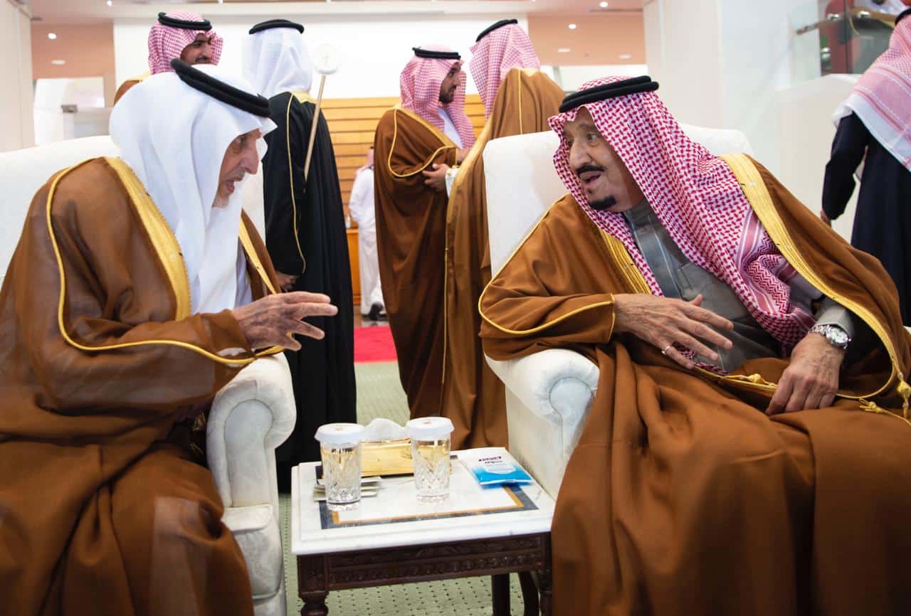 الملك سلمان يرعى حفل سباق كأس السعودية