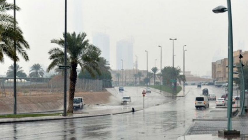 الحصيني: أمطار غزيرة بمعظم المناطق.. على الجميع توخي الحذر