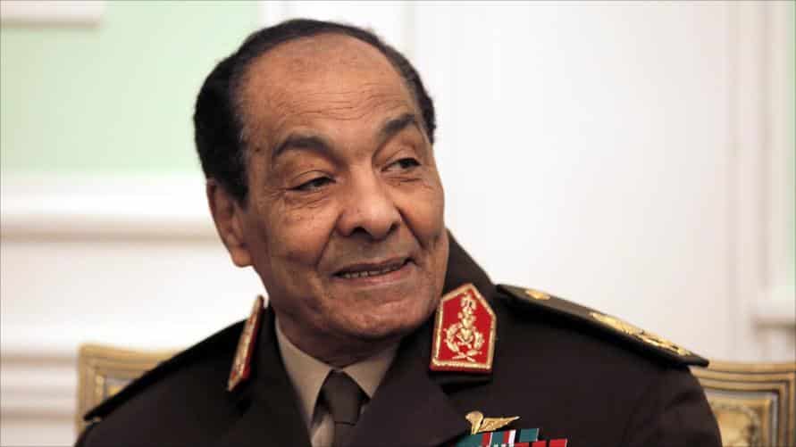 لماذا تغيب المشير طنطاوي عن تشييع حسني مبارك ؟