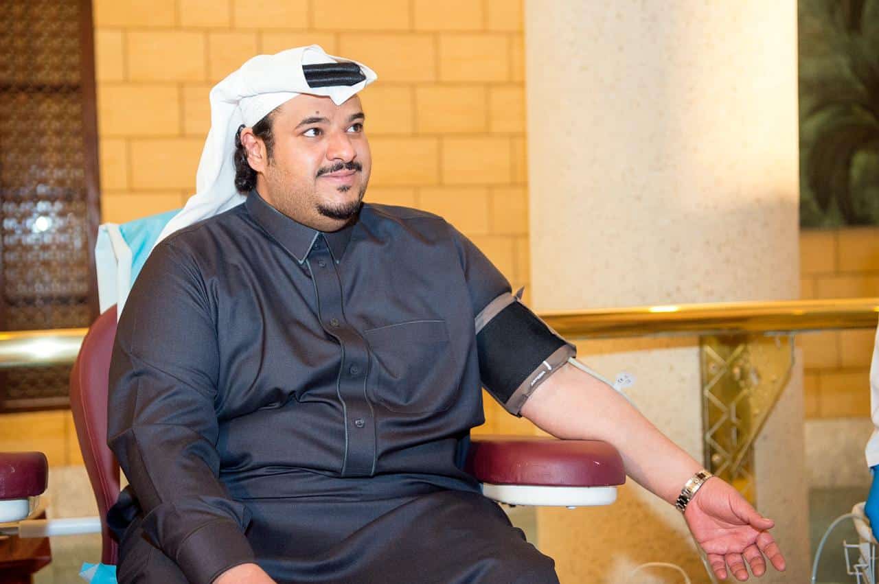 نائب أمير الرياض يدشن حملة 100 يوم للتبرع بالدم