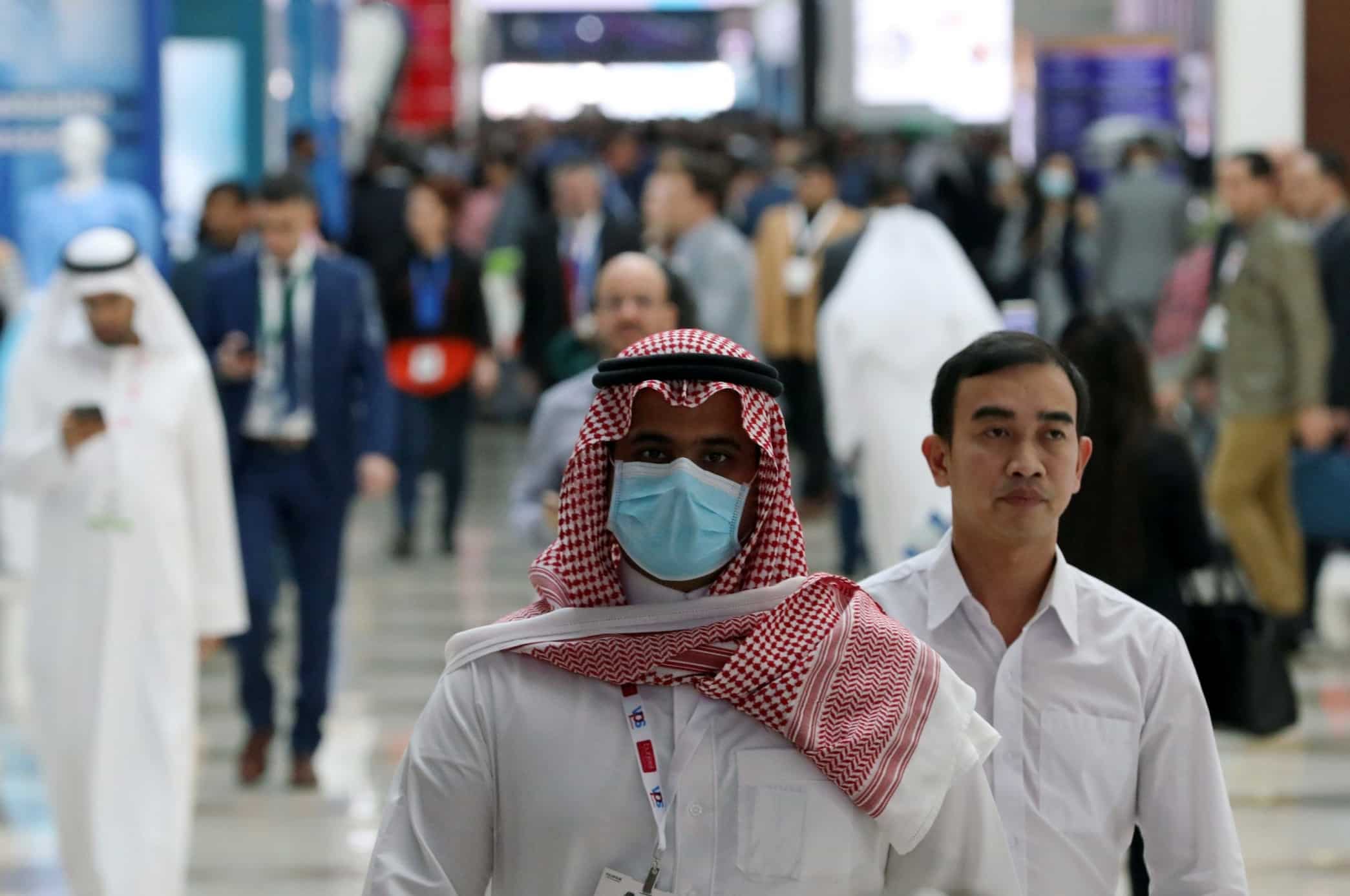 الإمارات تعلن تسجيل 210 إصابات جديدة بكورونا وشفاء 35