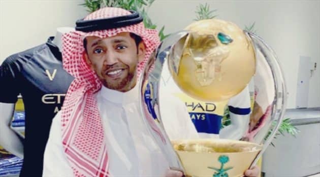 بغلف يكشف كواليس صفقات النصر