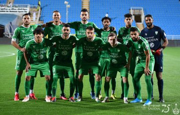 في الأهلي .. لاعبان ينتظران رد الإدارة للرحيل