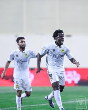 جماهير الاتحاد تفتح النار وتُطالب برحيل 3 لاعبين