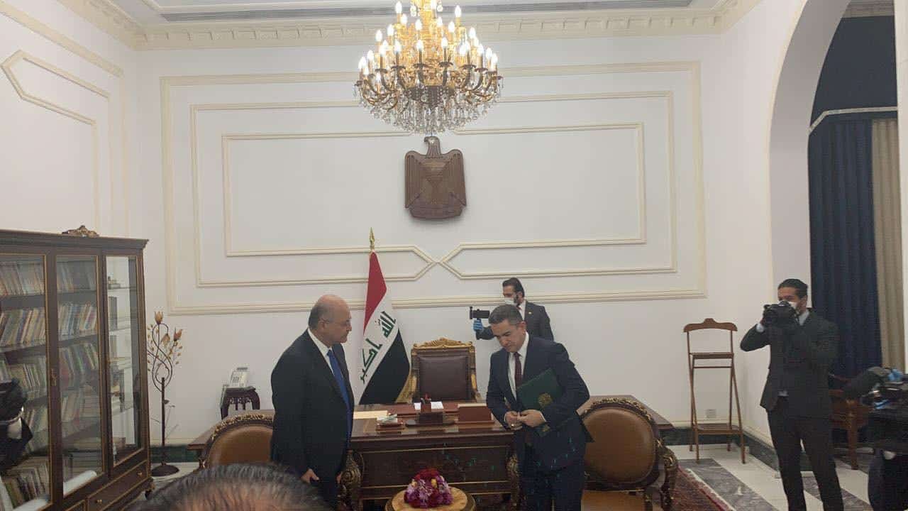 رسمياً.. الرئيس العراقي يكلف عدنان الزرفي بتشكيل الحكومة