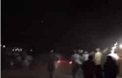فيديو.. مركبة تدهس أشخاصاً عمداً بحفل زفاف في سلطنة عمان