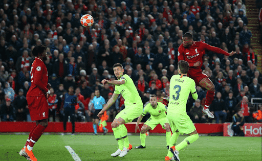 قرار منتظر من يويفا يهدي برشلونة وليفربول لقبي الدوري