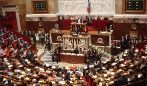 تسجيل 3 إصابات بفيروس كورونا في البرلمان الفرنسي