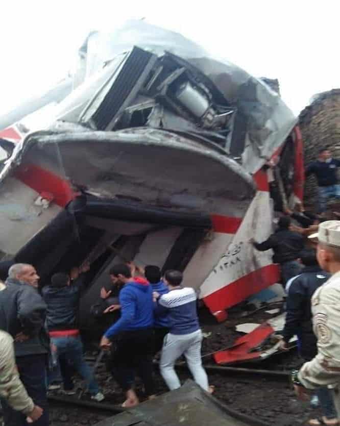 تصادم قطاري ركاب في القاهرة
