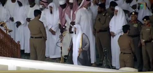 فيديو.. صلاة الجمعة في الحرم المكي وسط إجراءات احترازية ووقائية