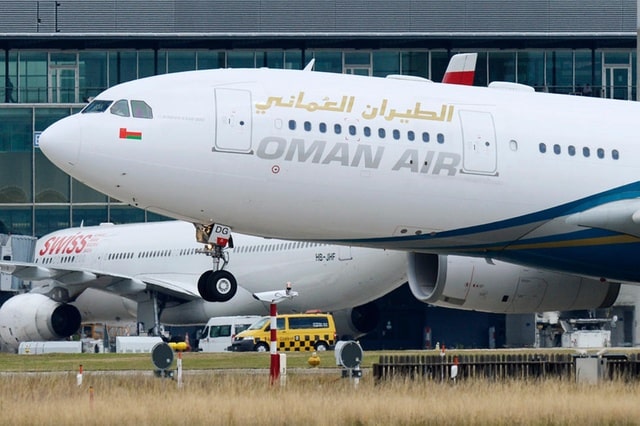 سلطنة عمان تعلق الرحلات الجوية إلى تركيا