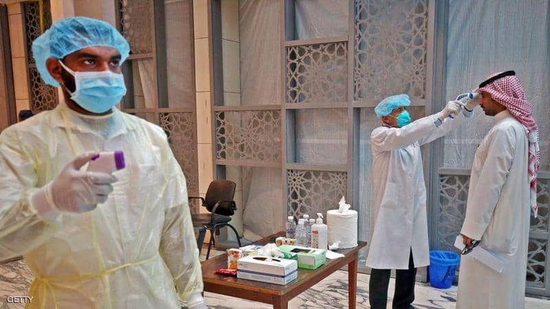 الكويت تسجل 1073 إصابة جديدة بفيروس كورونا