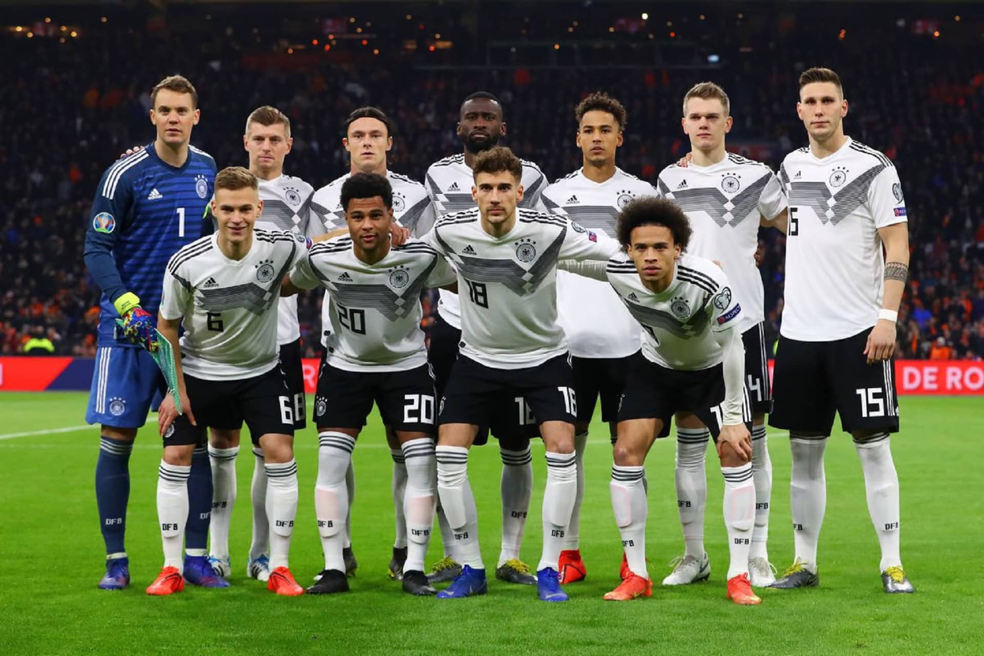 كورونا يُلغي مباراة ألمانيا وإسبانيا