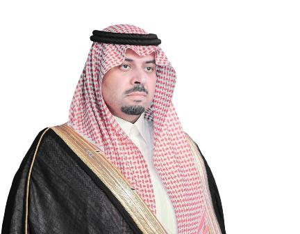 أمير الشمالية يوجه بصرف كسوة العيد وهدايا لأطفال الأسر المتضررة