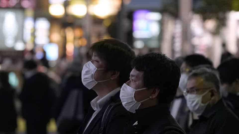 اليابان ترفع حالة الطوارئ بعد تراجع معدل الإصابات بـ كورونا