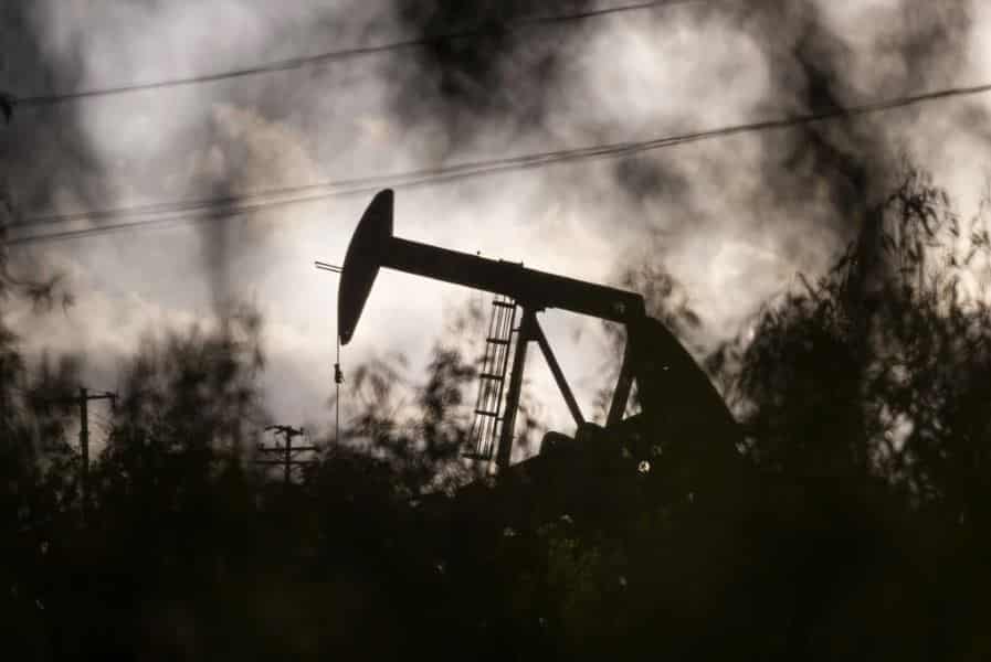 انخفاض أسعار النفط اليوم بفعل مخاوف الطلب