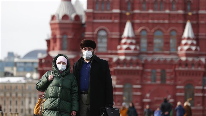 روسيا تسجل 8984 إصابة جديدة بفيروس كورونا